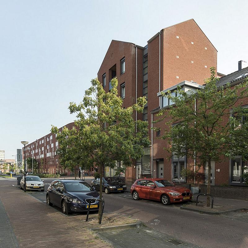 90060_Built-in-bricks-Garrow-visible_Amersfoort_4663-1 Biodiversity in Construction | 2